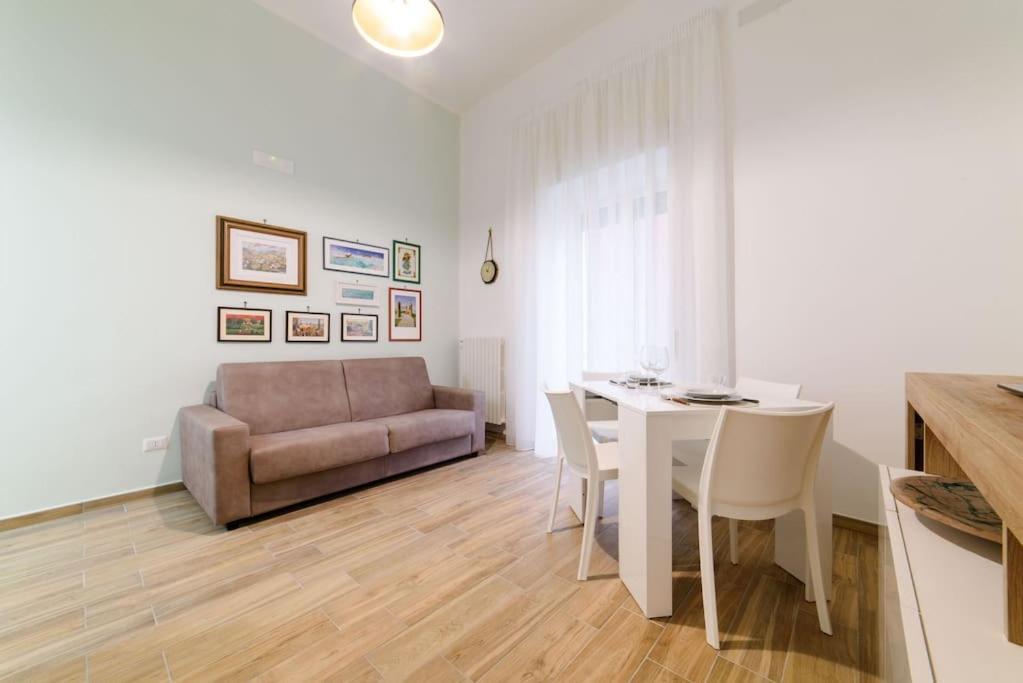Stazione Treni - Wi-Fi & Netflix Cozy Space Apartment Salerno Luaran gambar