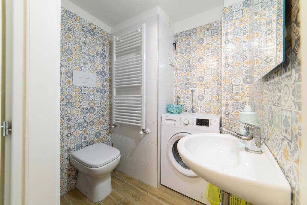 Stazione Treni - Wi-Fi & Netflix Cozy Space Apartment Salerno Luaran gambar