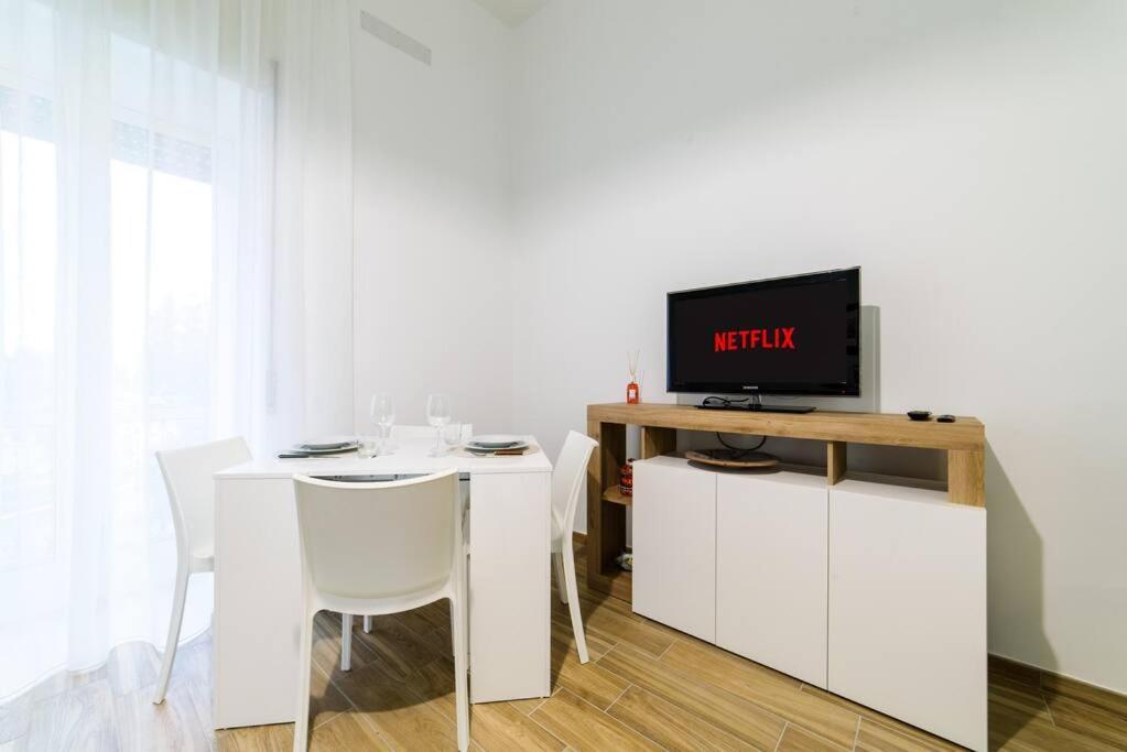 Stazione Treni - Wi-Fi & Netflix Cozy Space Apartment Salerno Luaran gambar