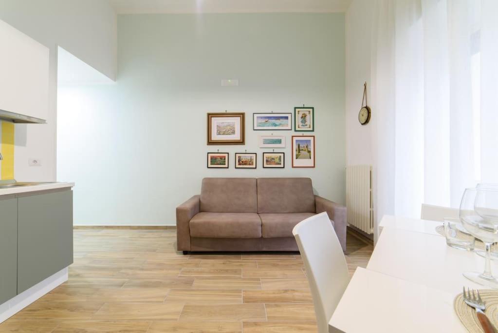 Stazione Treni - Wi-Fi & Netflix Cozy Space Apartment Salerno Luaran gambar